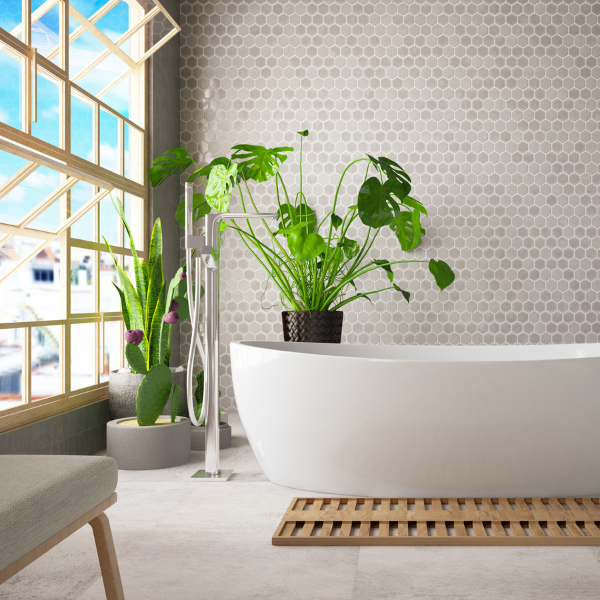 Kamar mandi dengan bak rendam dan lantai keramik